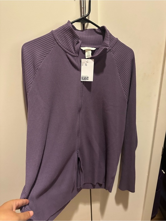 H&M Tops - 🆕 H&M Ribbed Double-Zip Pullover in DeepLavender